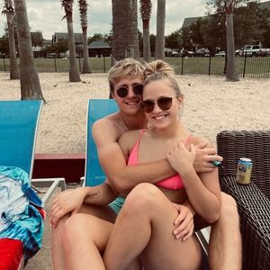 Meet your Posher, Hunter